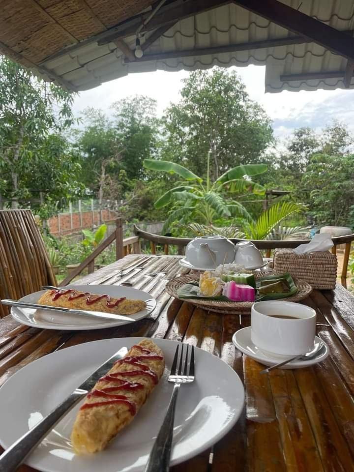 Odambang Village Homestay Battambang Eksteriør bilde