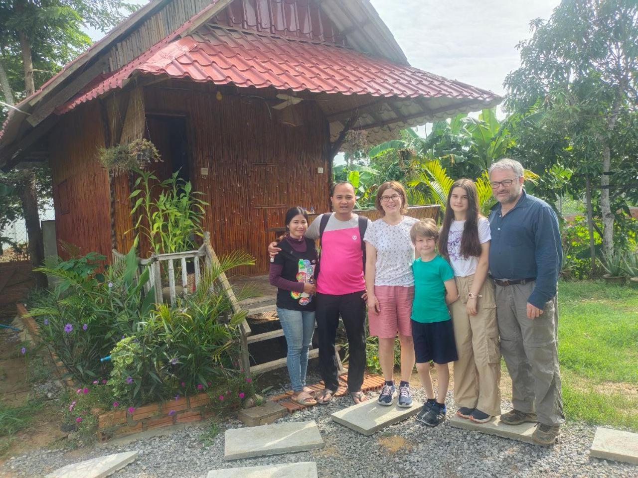 Odambang Village Homestay Battambang Eksteriør bilde