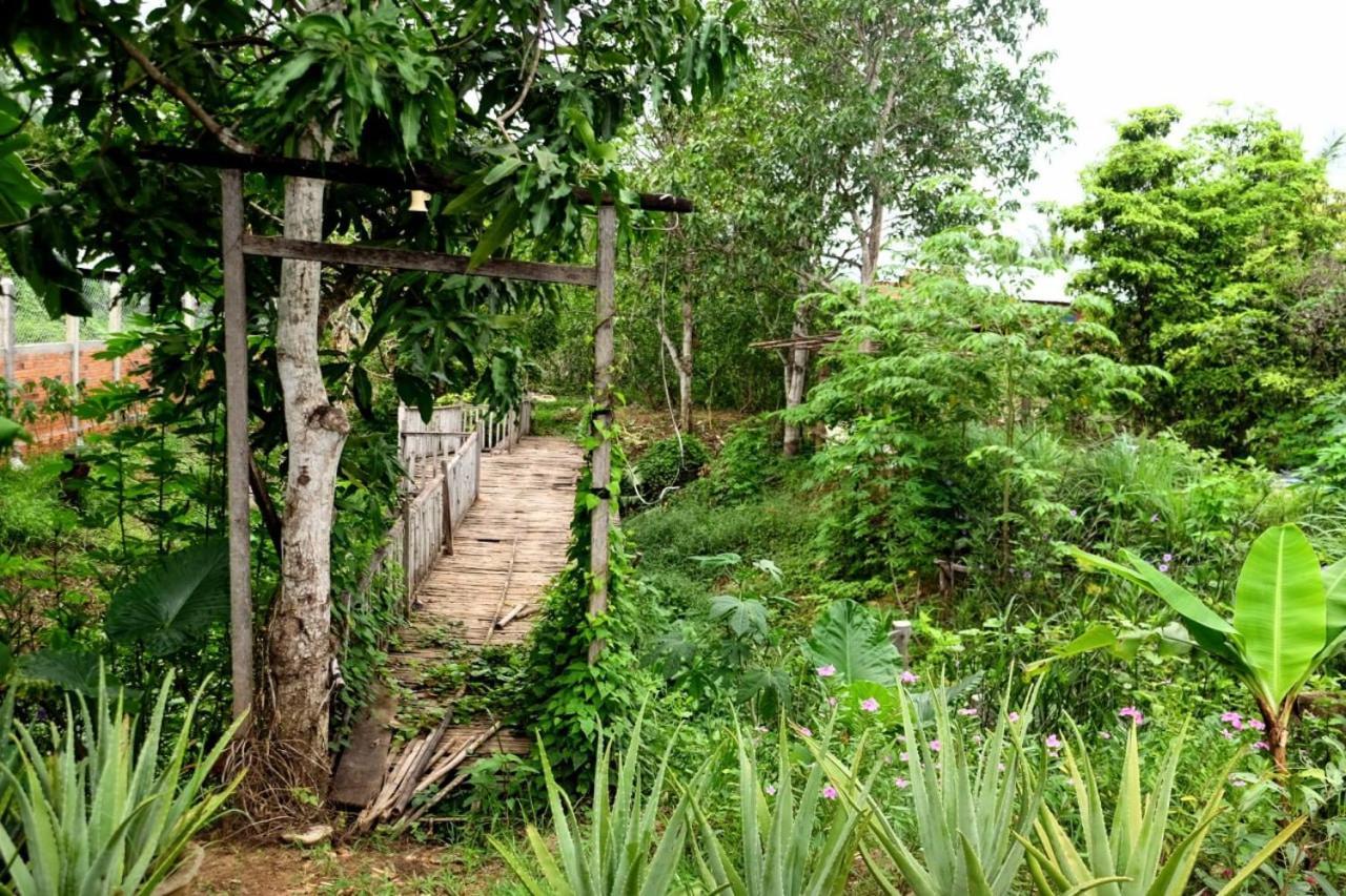Odambang Village Homestay Battambang Eksteriør bilde